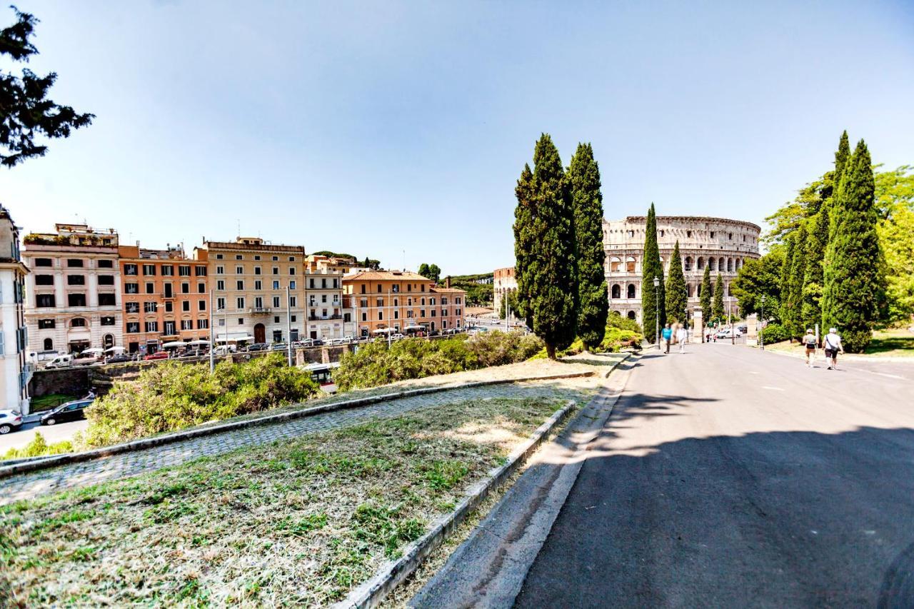 Stop Colosseo Roma Exterior foto